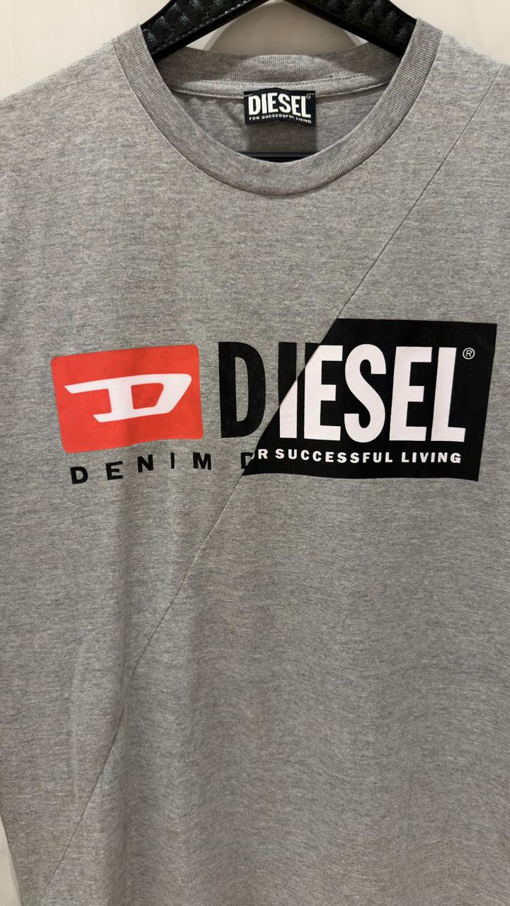 Camiseta Cinza Diesel