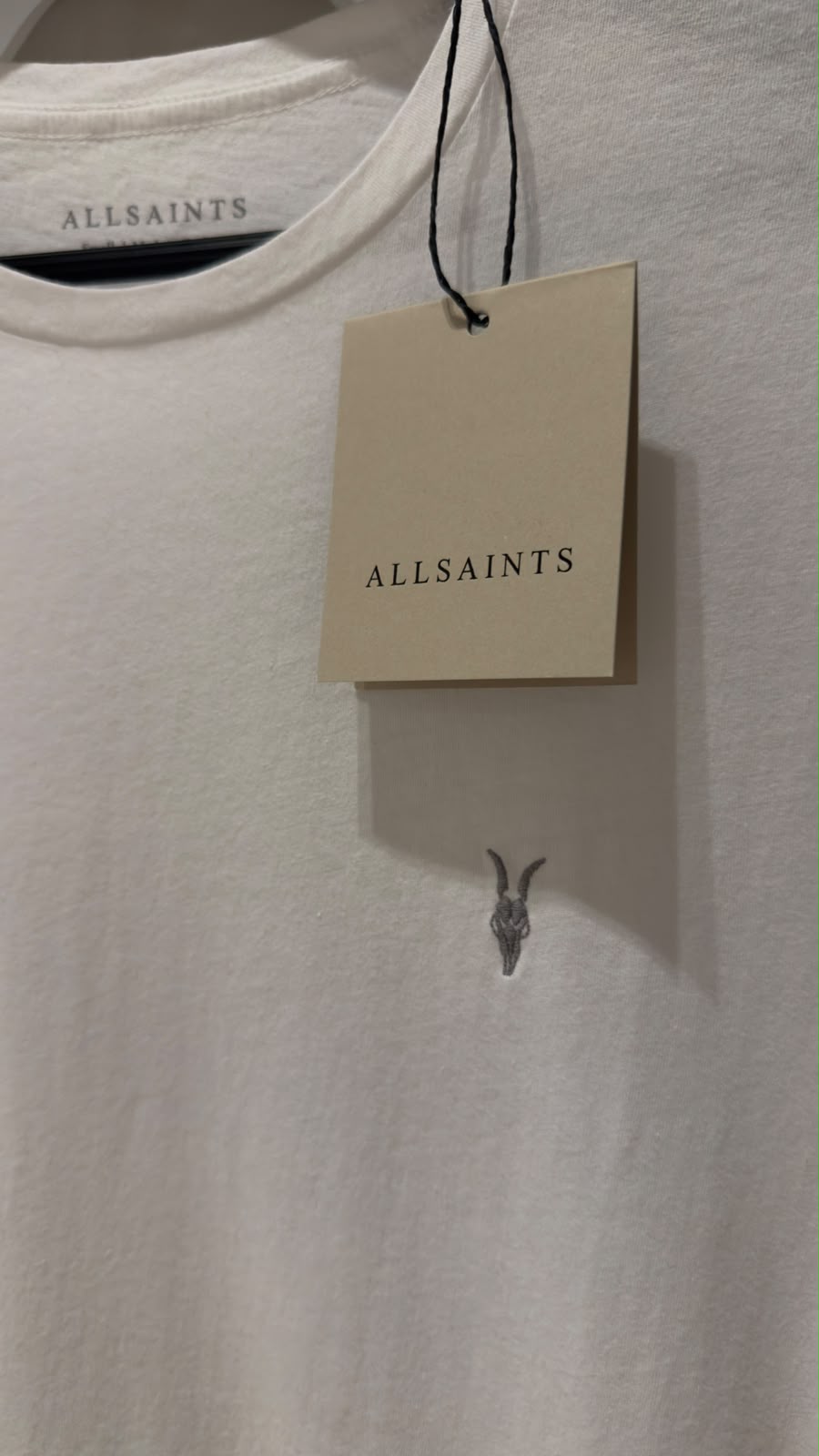 Camiseta All Saints