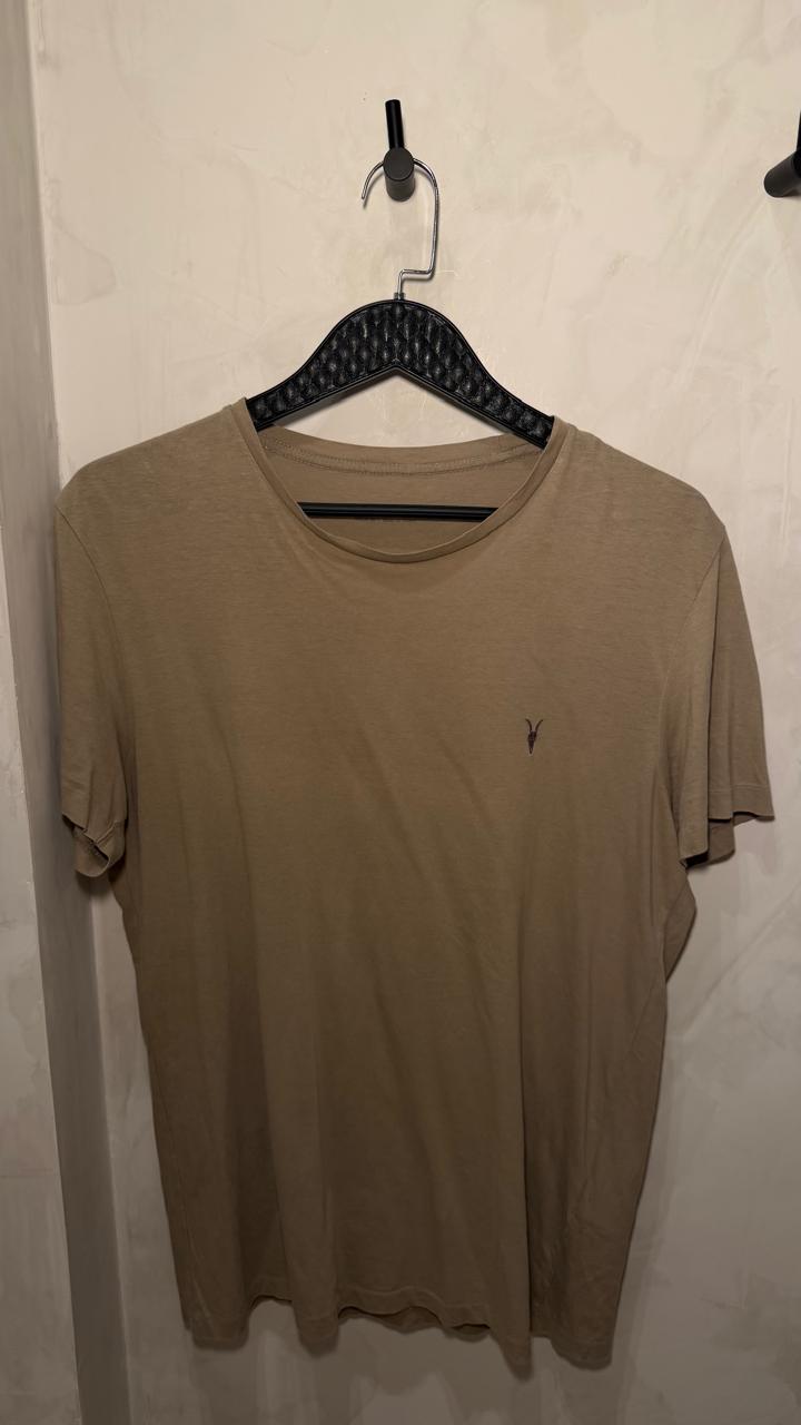 Camiseta All Saints