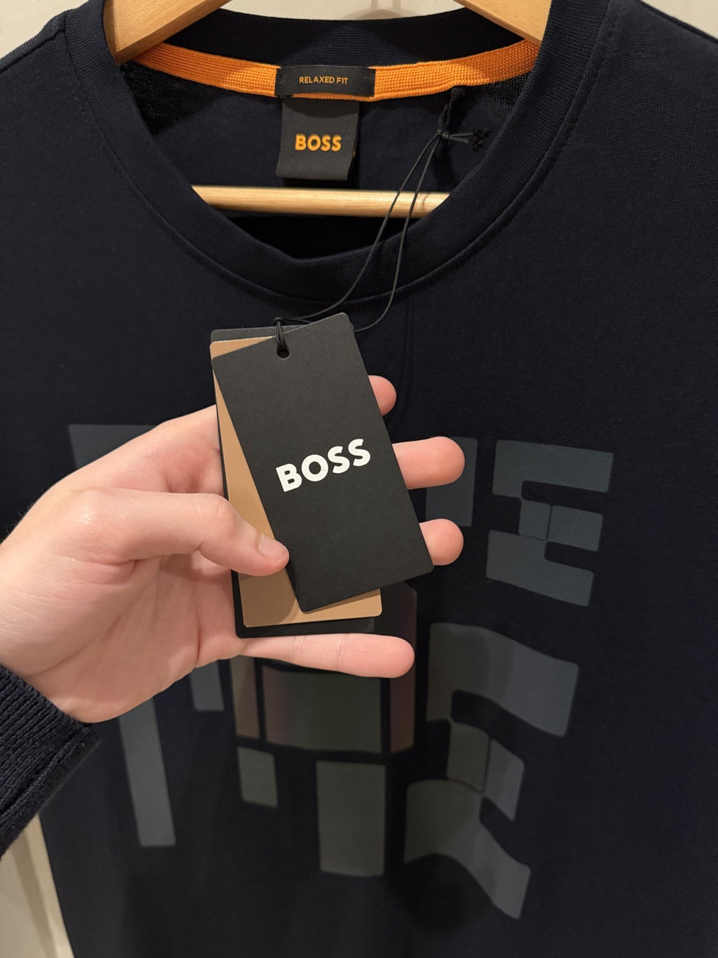 BOSS Azul Escura "Save Me"