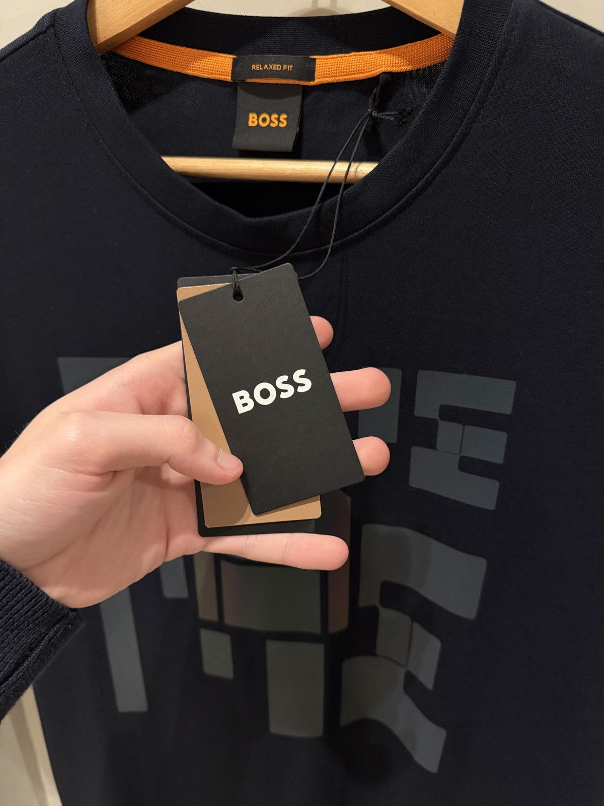BOSS Azul Escura "Save Me"