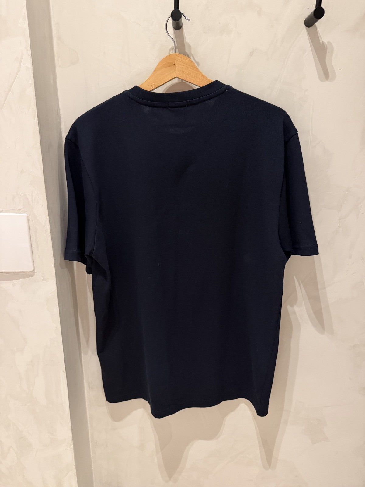 BOSS Azul Escura "Save Me"