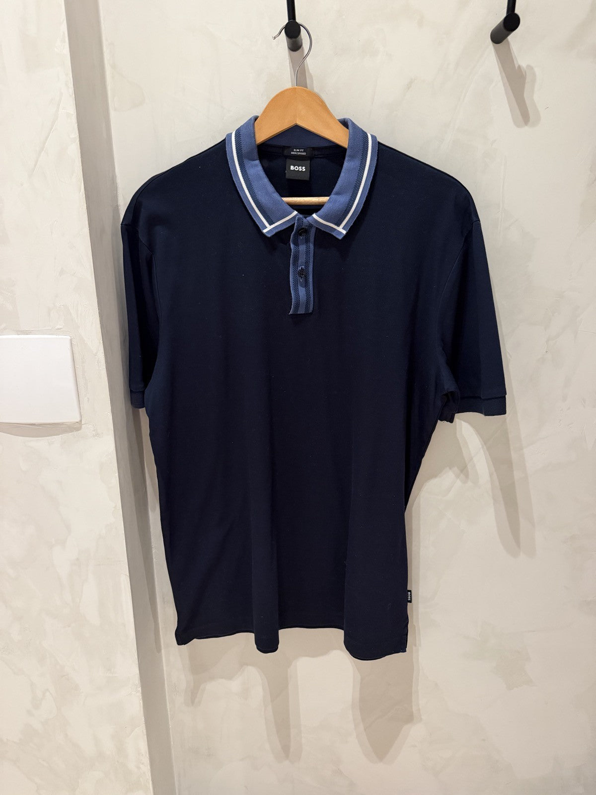 BOSS Polo Azul Marinho Gola Listrada