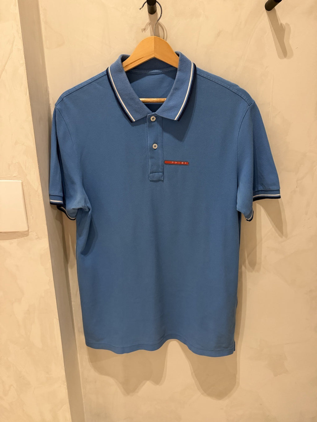 Prada Polo Azul