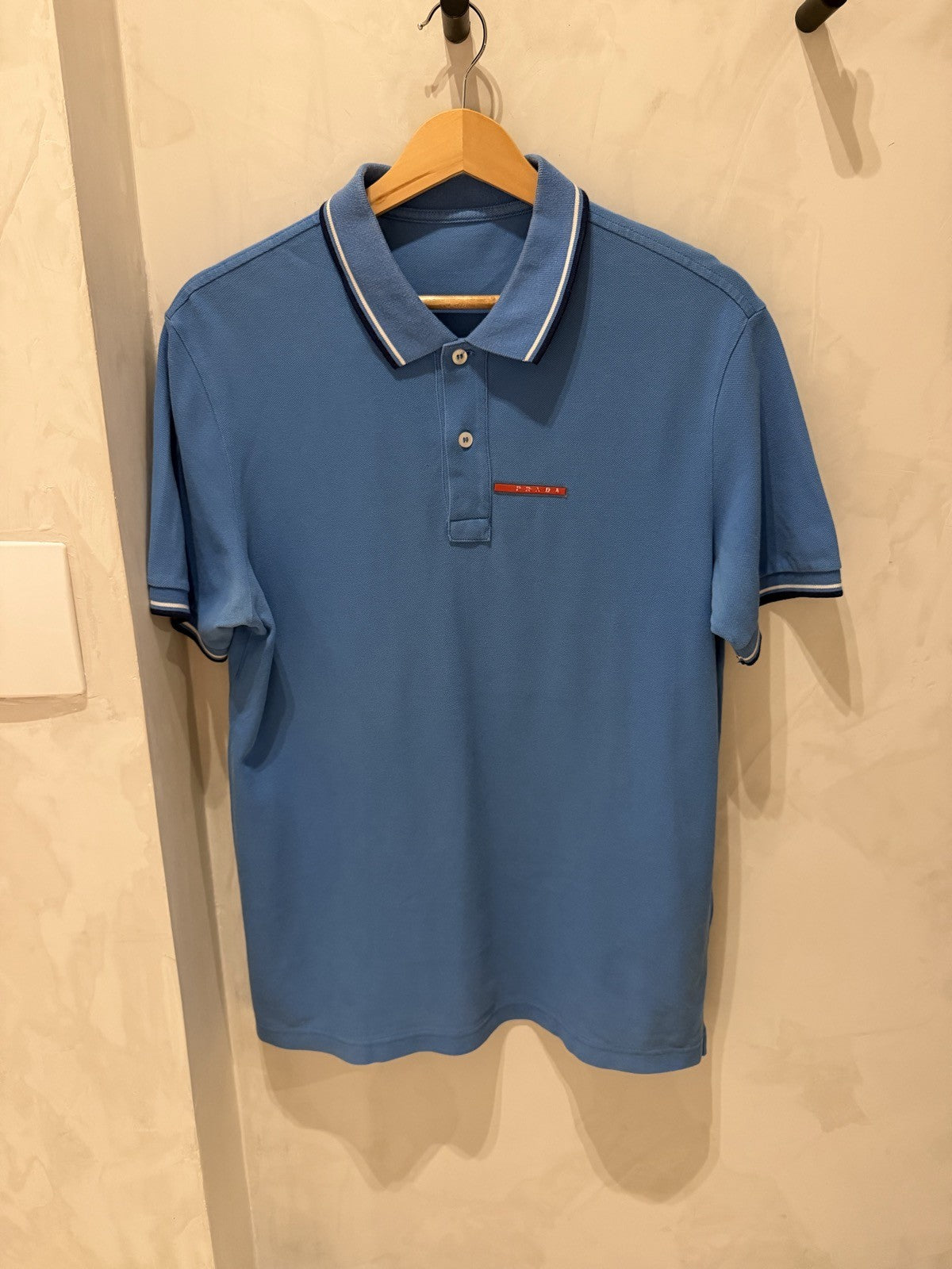 Prada Polo Azul