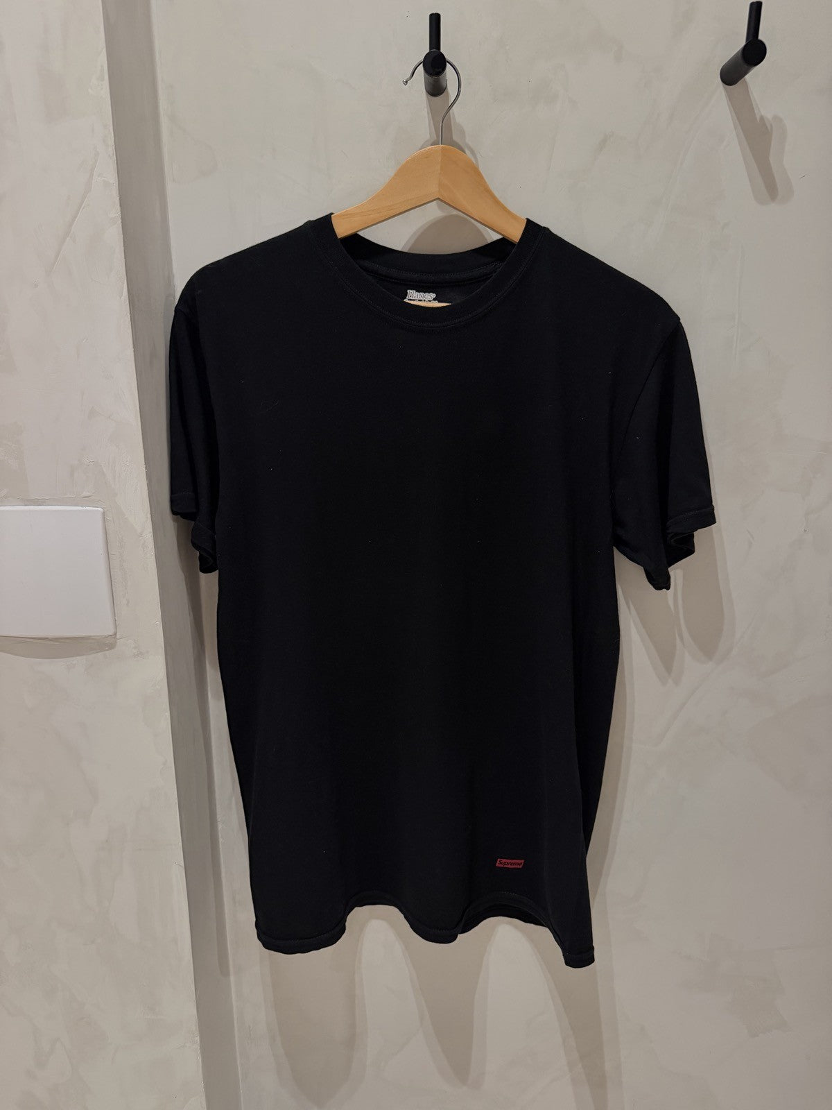 Supreme Preta Box Logo