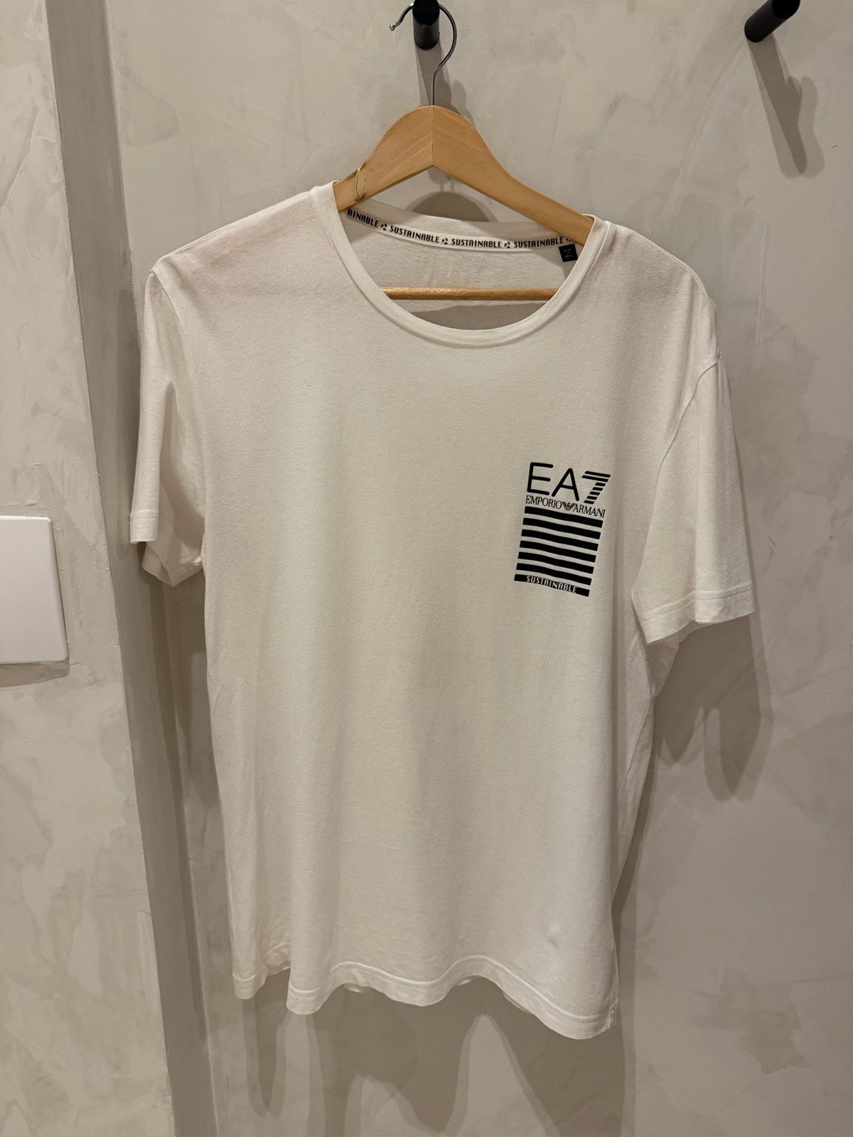 EA7 Branca Logo Listrado