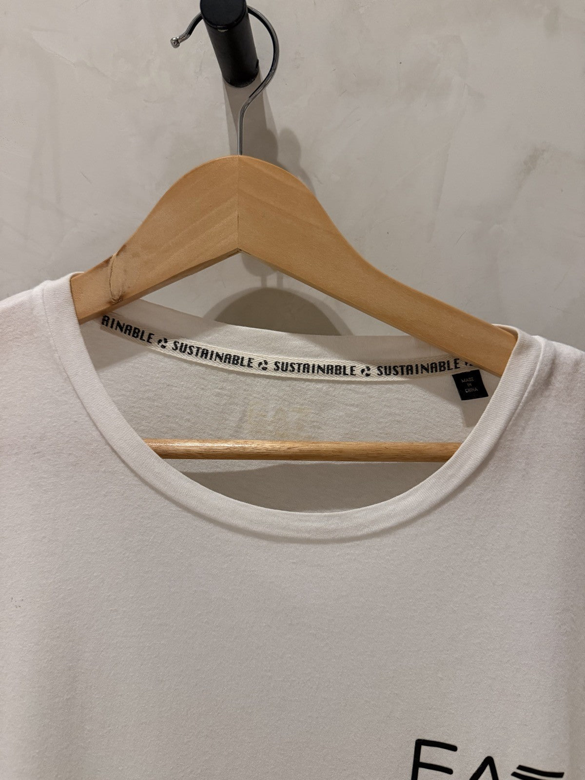 EA7 Branca Logo Listrado