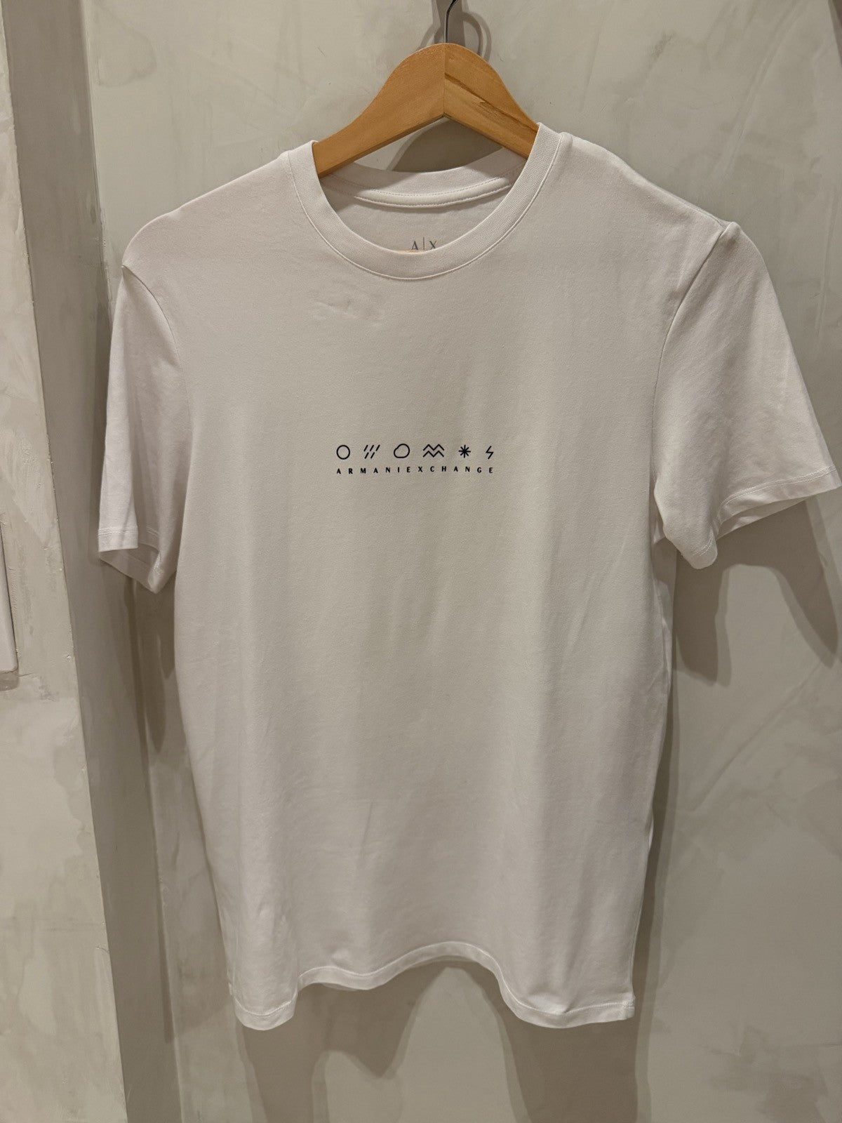 Armani Exchange Branca Símbolos