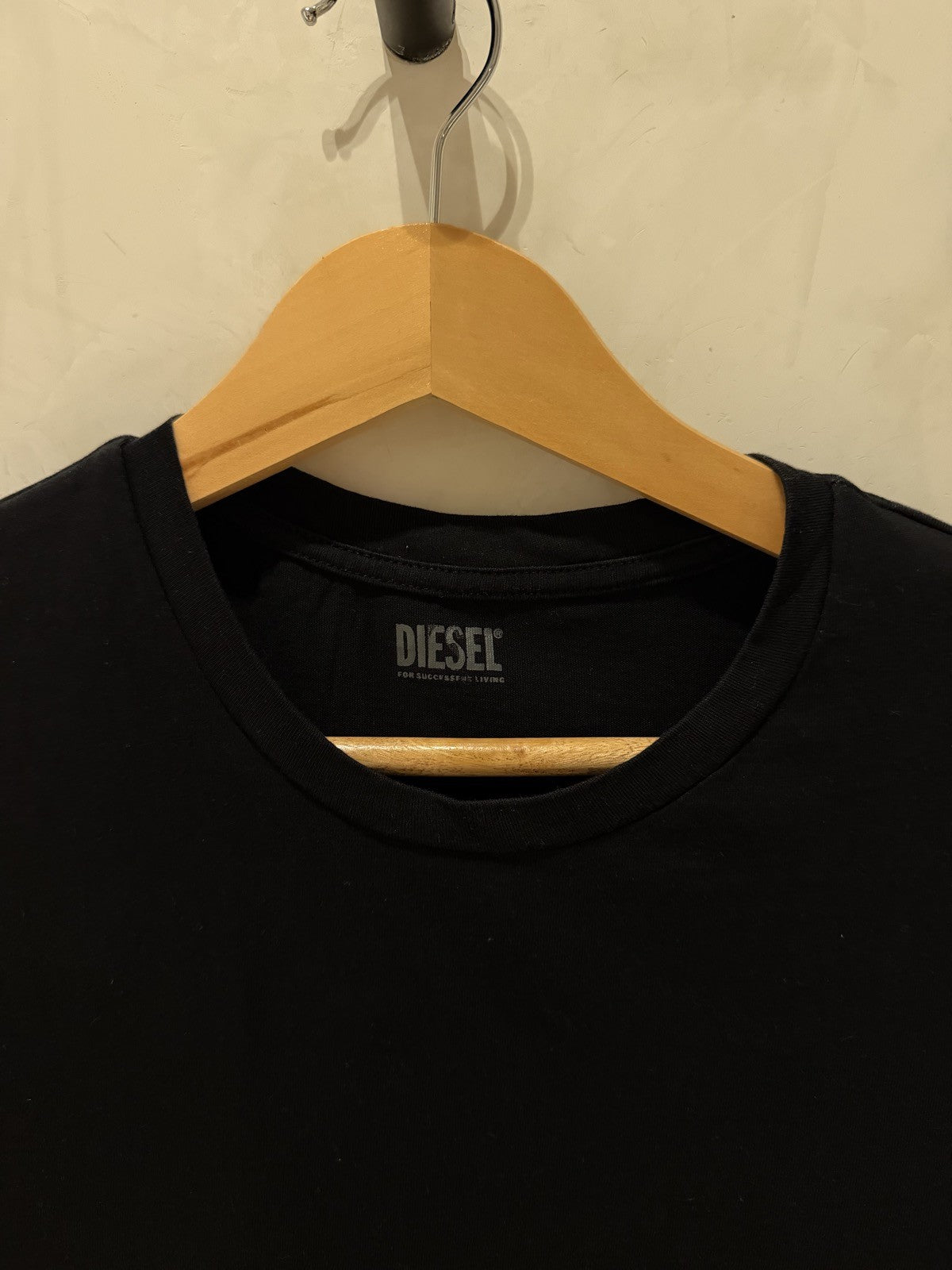 Diesel Preta Logo Discreto