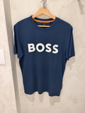 BOSS Azul Letras Brancas