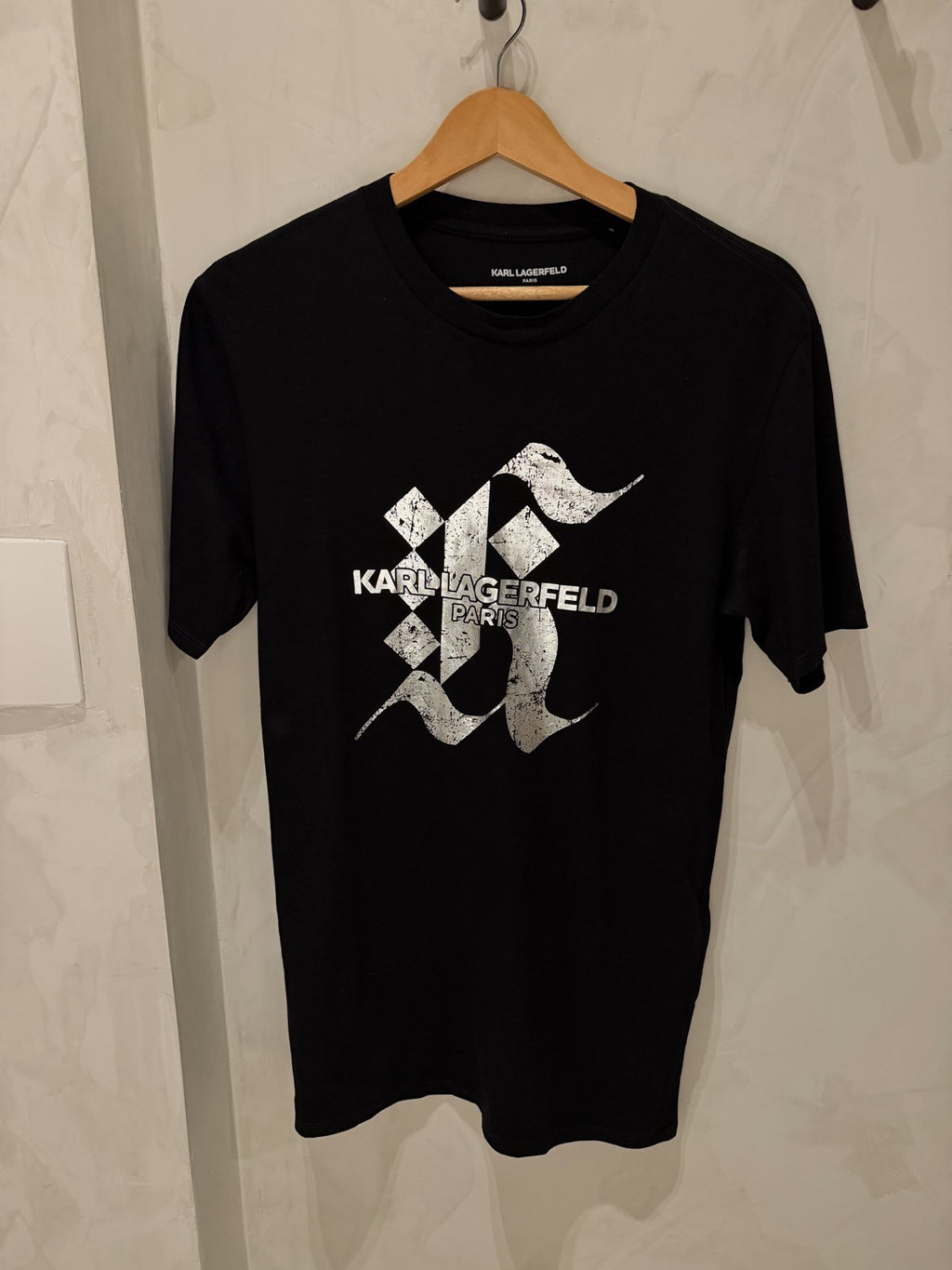 Karl Lagerfeld Preta Gótico