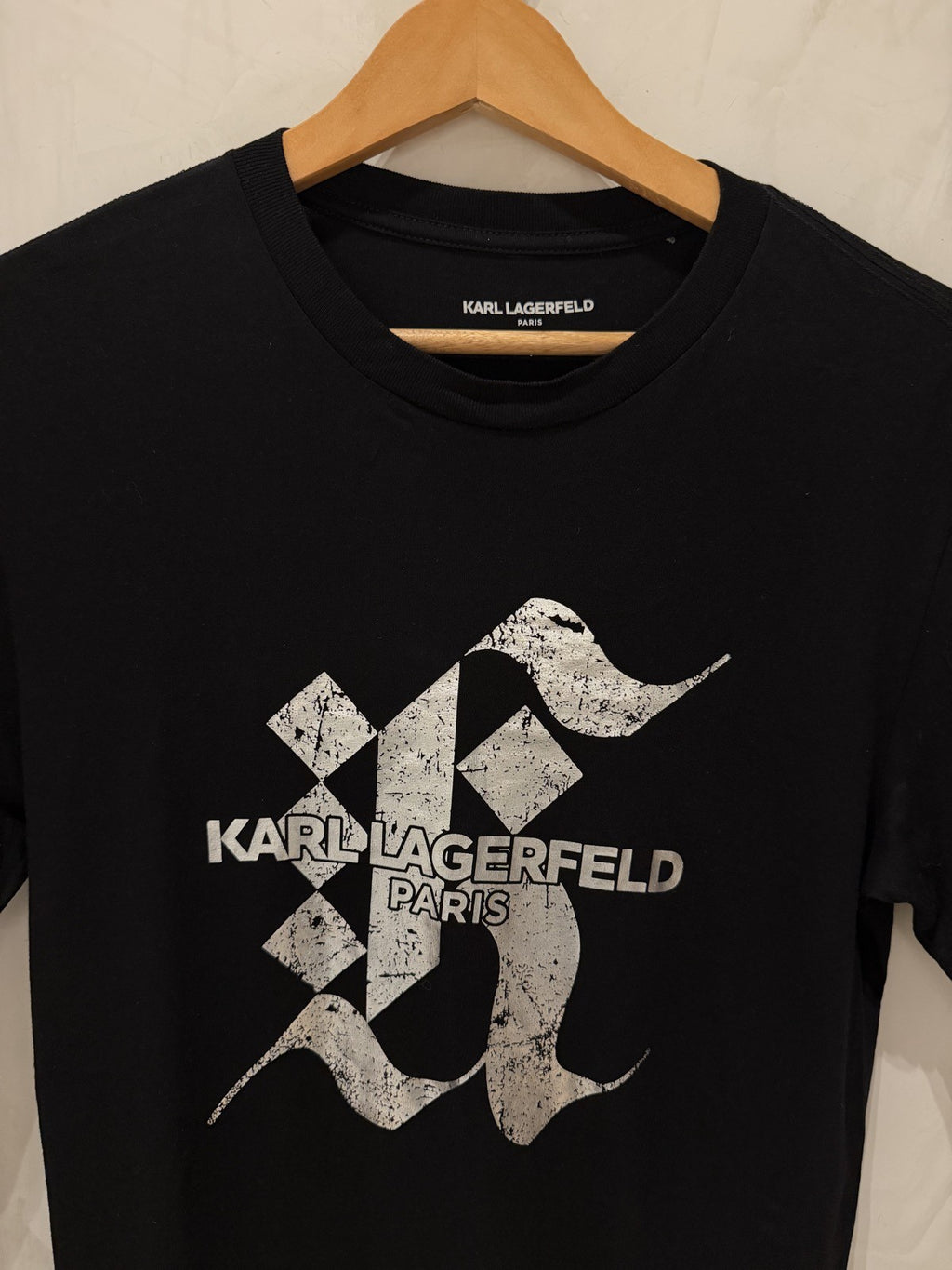 Karl Lagerfeld Preta Gótico