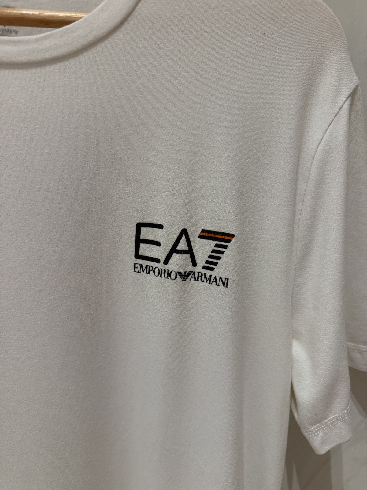 EA7 Branca Logo Pequeno