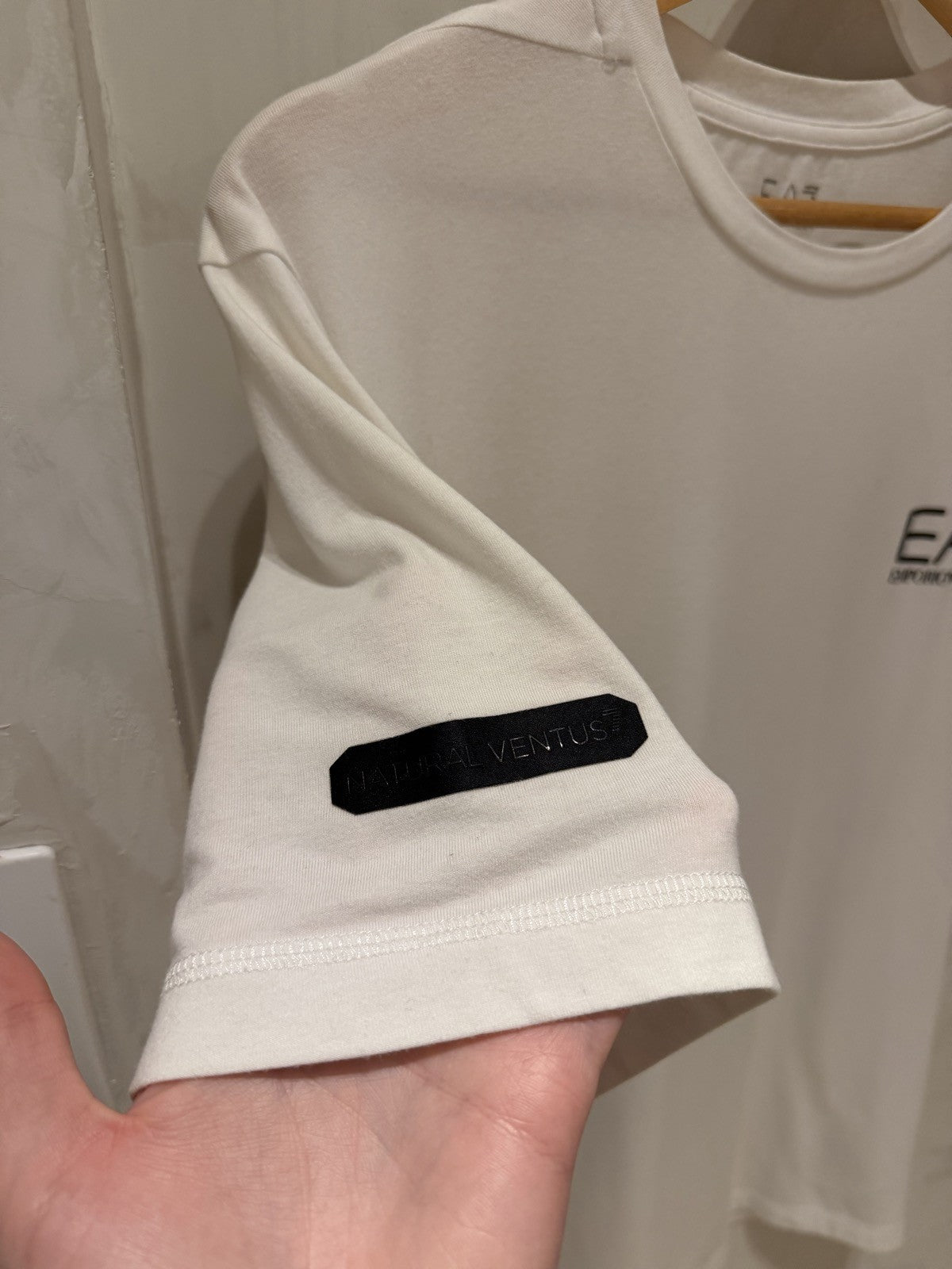 EA7 Branca Logo Pequeno